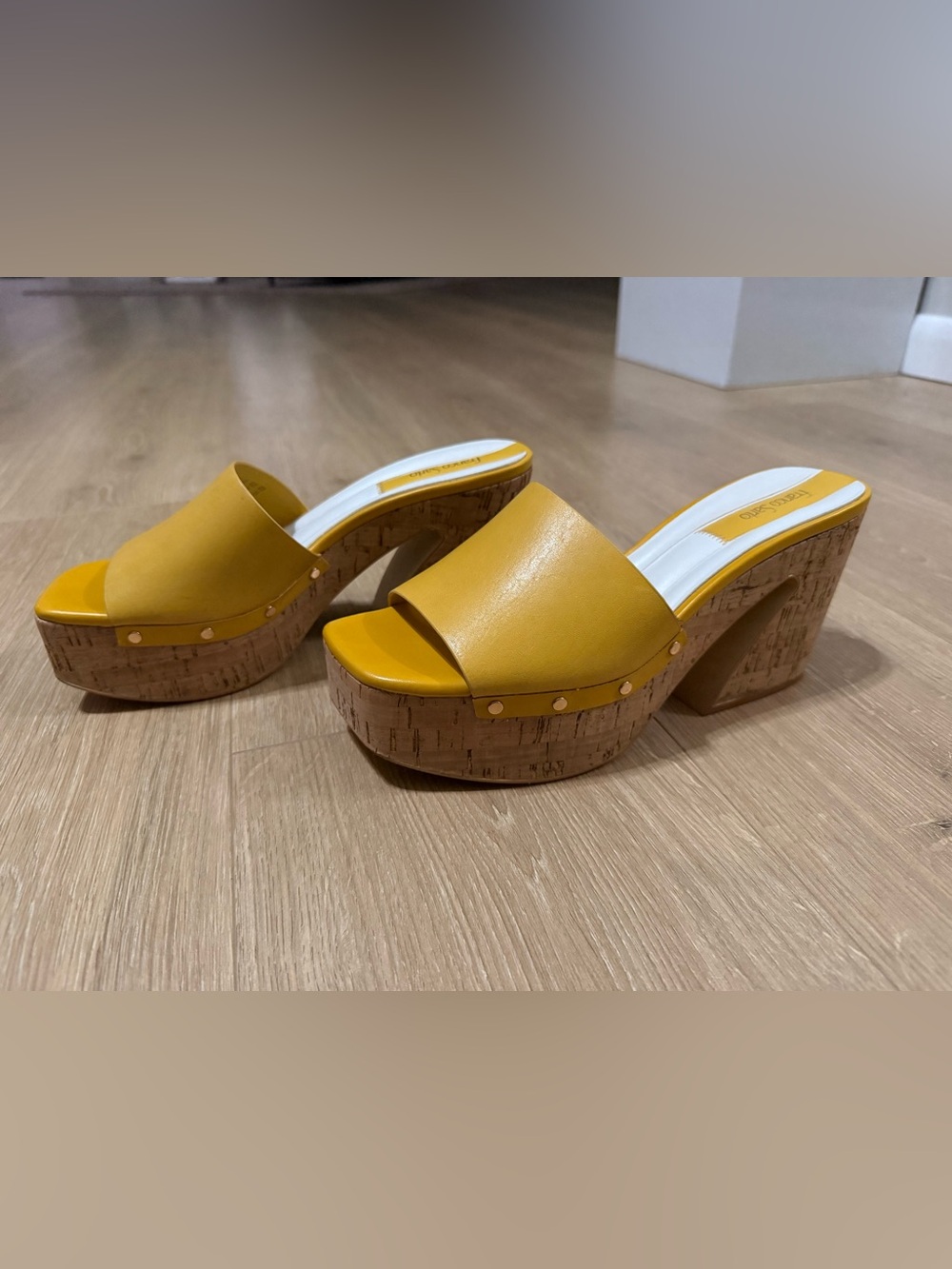 RARE COLOR Franco Sarto Damara Yellow Cork Platform Slide Heels 8.5 NWOT